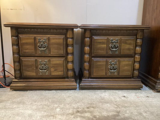 86120 Vintage Wood Pair of Nightstands 24x16x24