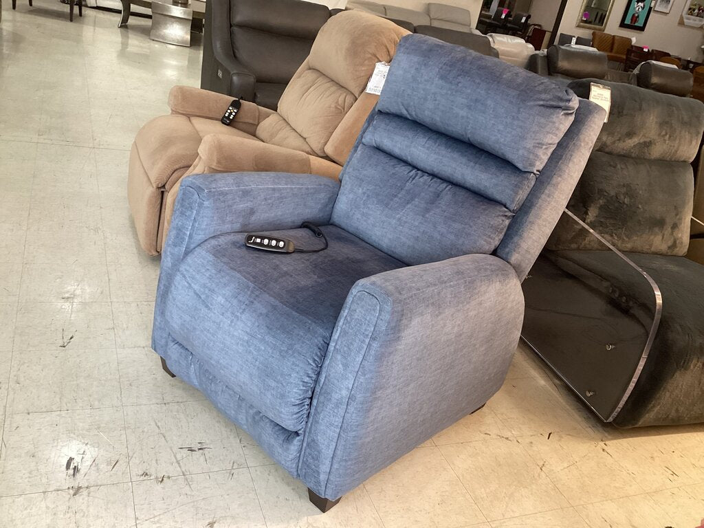 86114 - Southern Motion Power Recliner 32x33x42