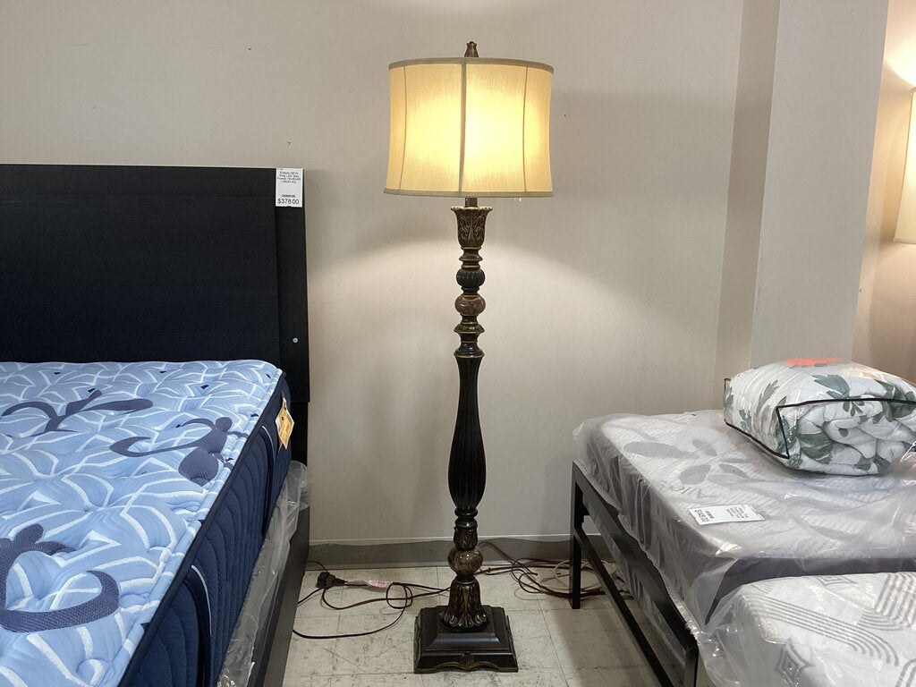 86109 - Floor Lamp 63in