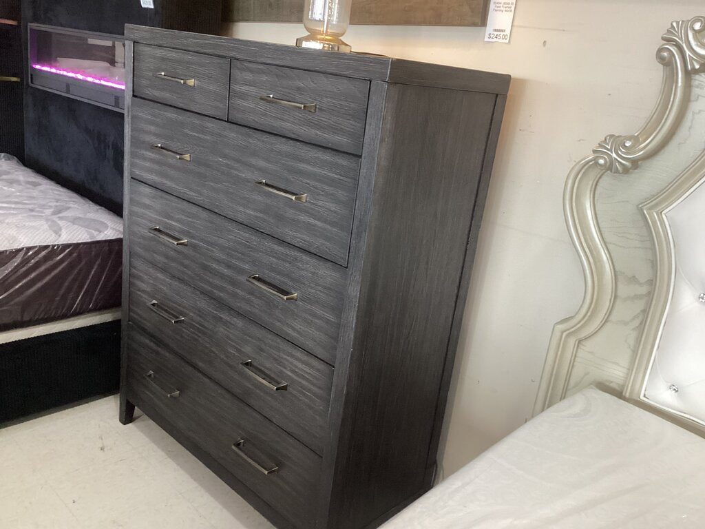 86151 (8524-34) Ashley Bellvern 6 Drawer Chest 44x19x57