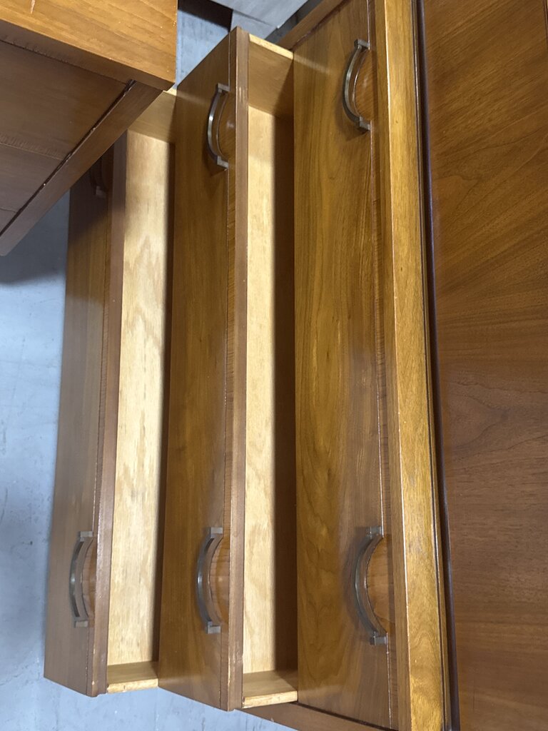 86162 - Lane MCM Chest 32x17x40