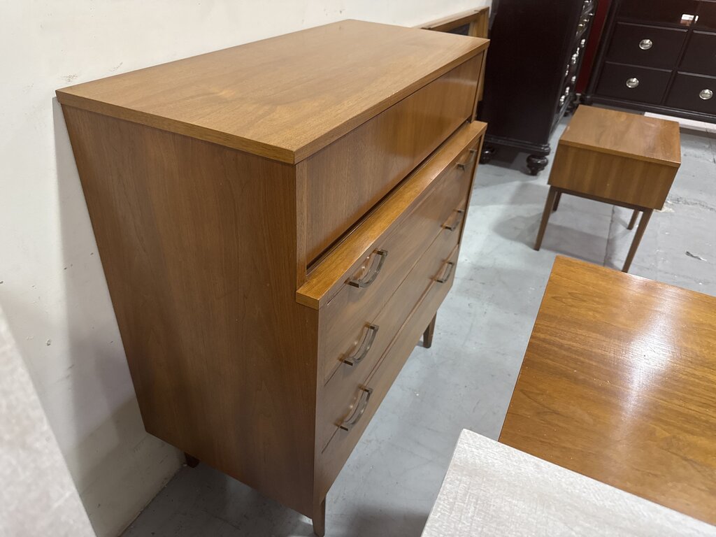 86162 - Rhythm MCM Walnut Chest 32x17x40