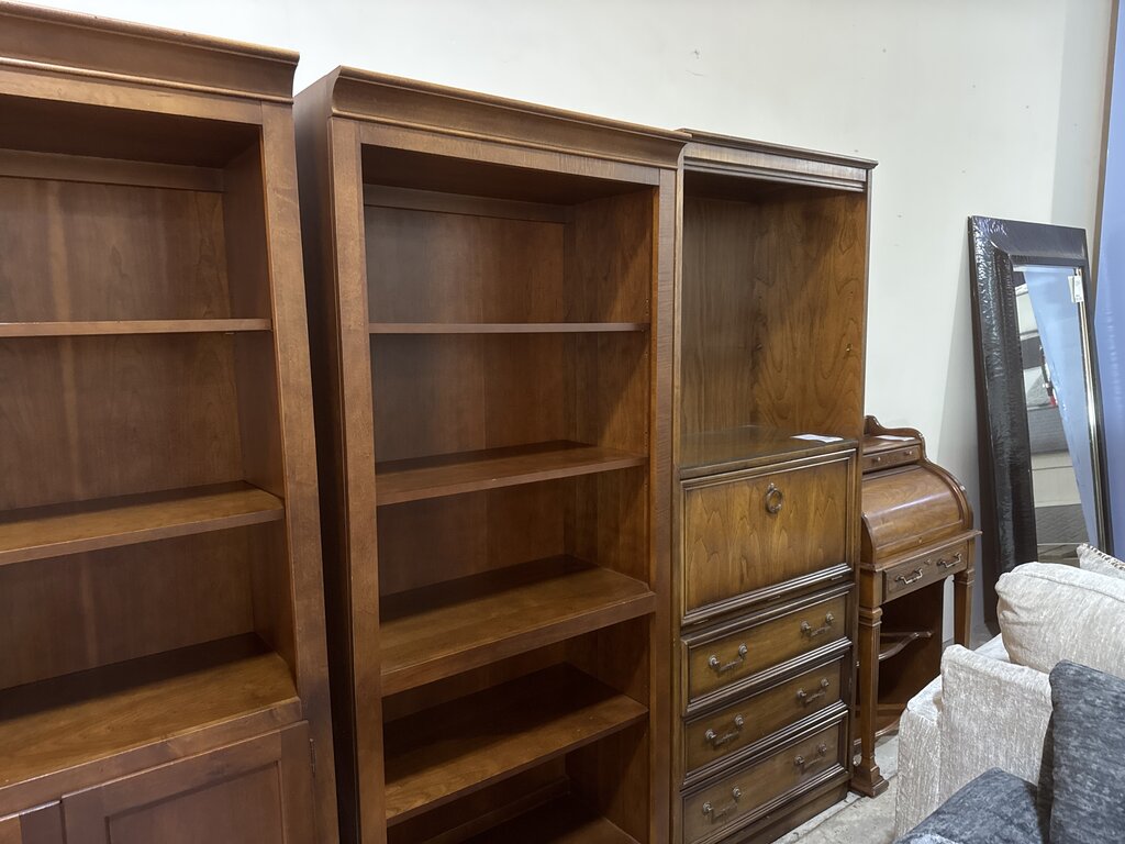 86160 - Tall 5 Shelf Wood Bookcase 32x16x75