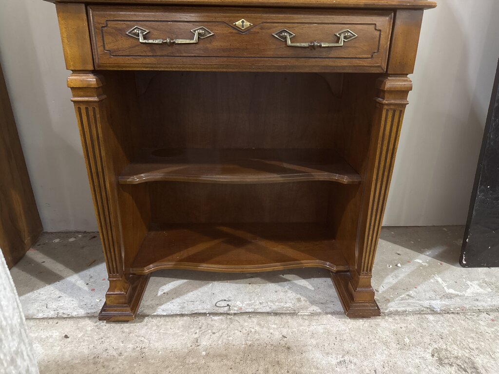 86179 - Mt Airy Roll Top Secretary 28x17x44