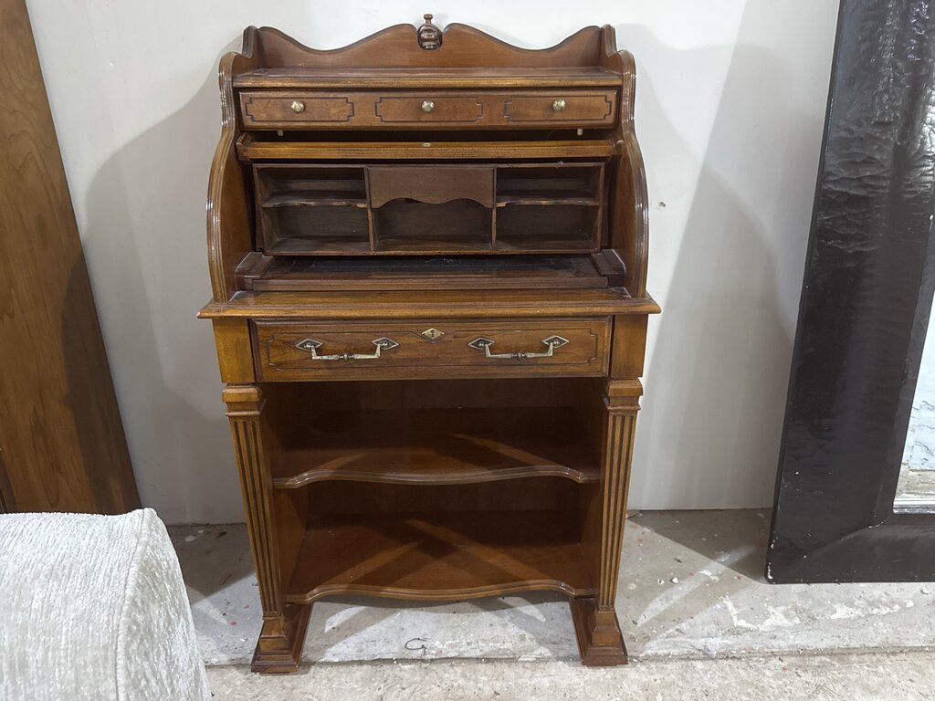 86179 - Mt Airy Roll Top Secretary 28x17x44