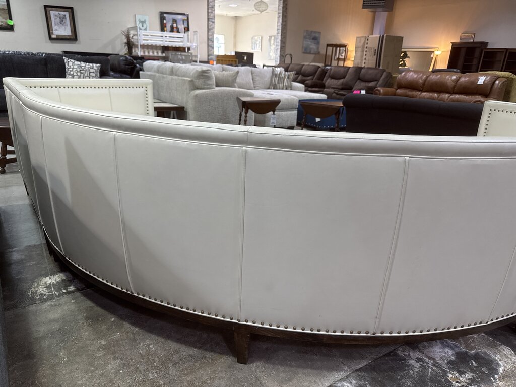 86155 - Leather 3pc Curved Sectional 109x109x33
