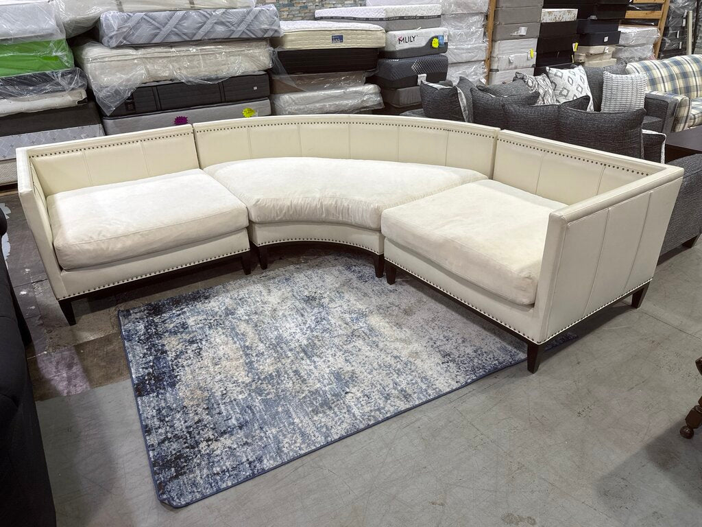 86155 - Leather 3pc Curved Sectional 109x109x33