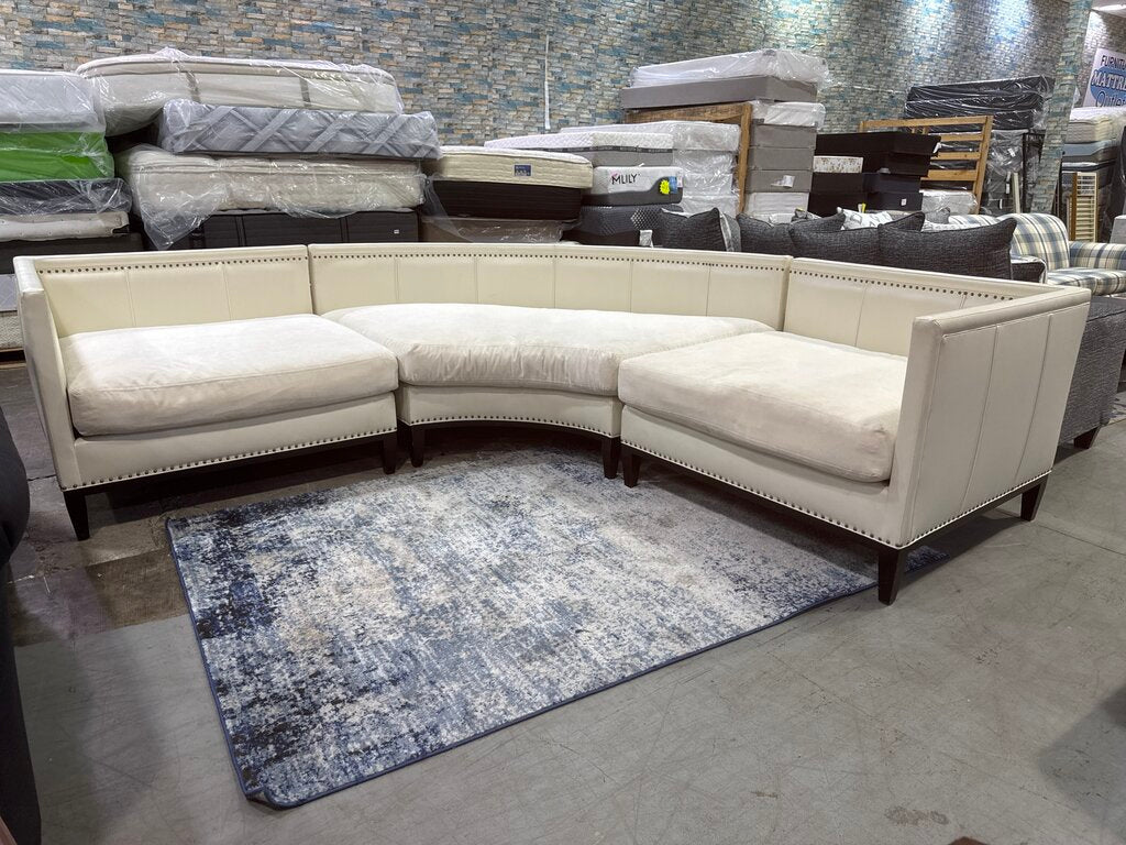 86155 - Leather 3pc Curved Sectional 109x109x33