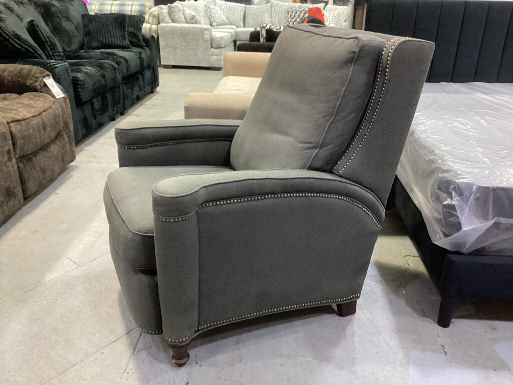 86180 Bradington Young Push Back Recliner 31x34x40