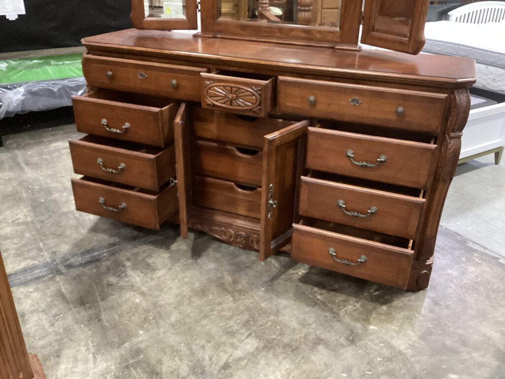 86190 - Mahogany Dresser w/Mirror 72x19x38-90