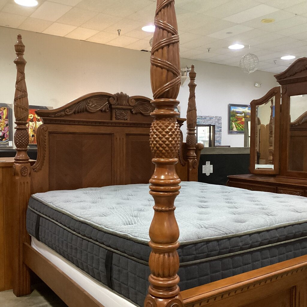 86189 Mahogany King Post Bed Frame 86x91x90