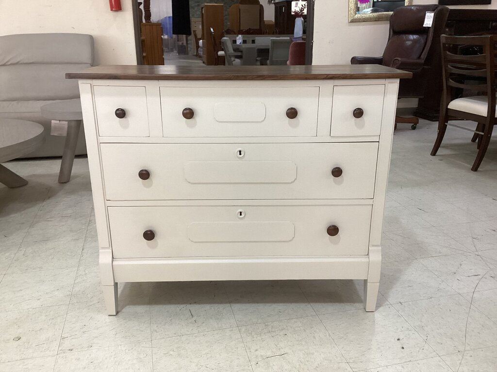86196 (8442-41) Cottage Style Dresser 42x16x35