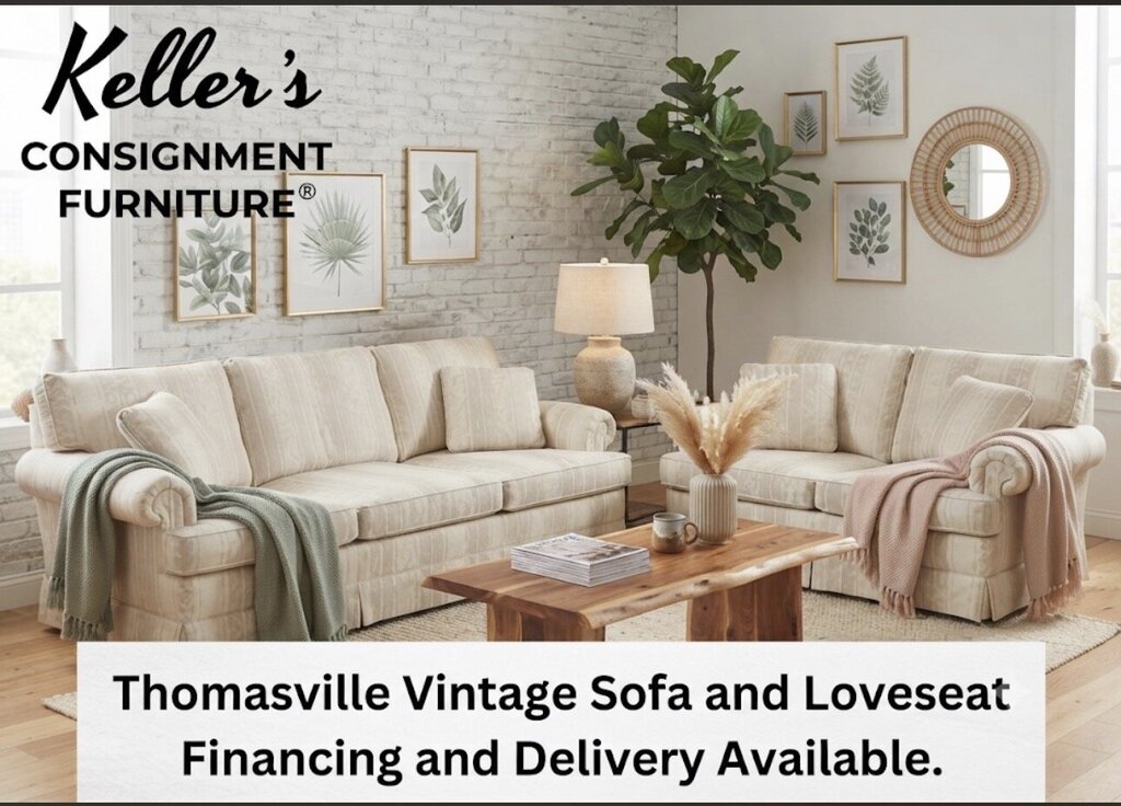 86199 - Thomasville Vintage Sofa and Loveseat 87/61x34x34