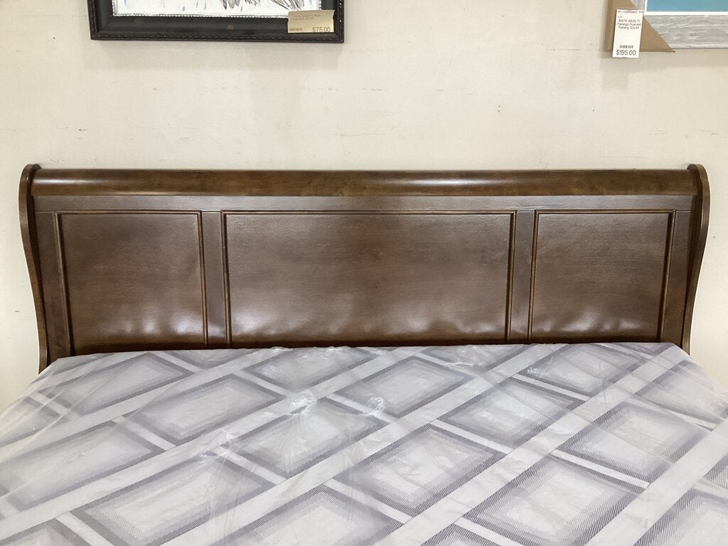 Seminole NEW King Bed Frame 81x88x55 (129341/333)