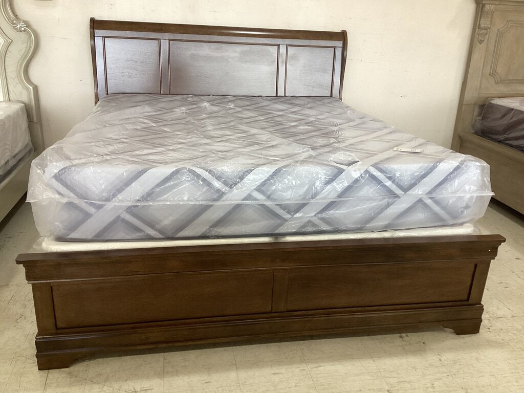Seminole NEW King Bed Frame 81x88x55 (129341/333)