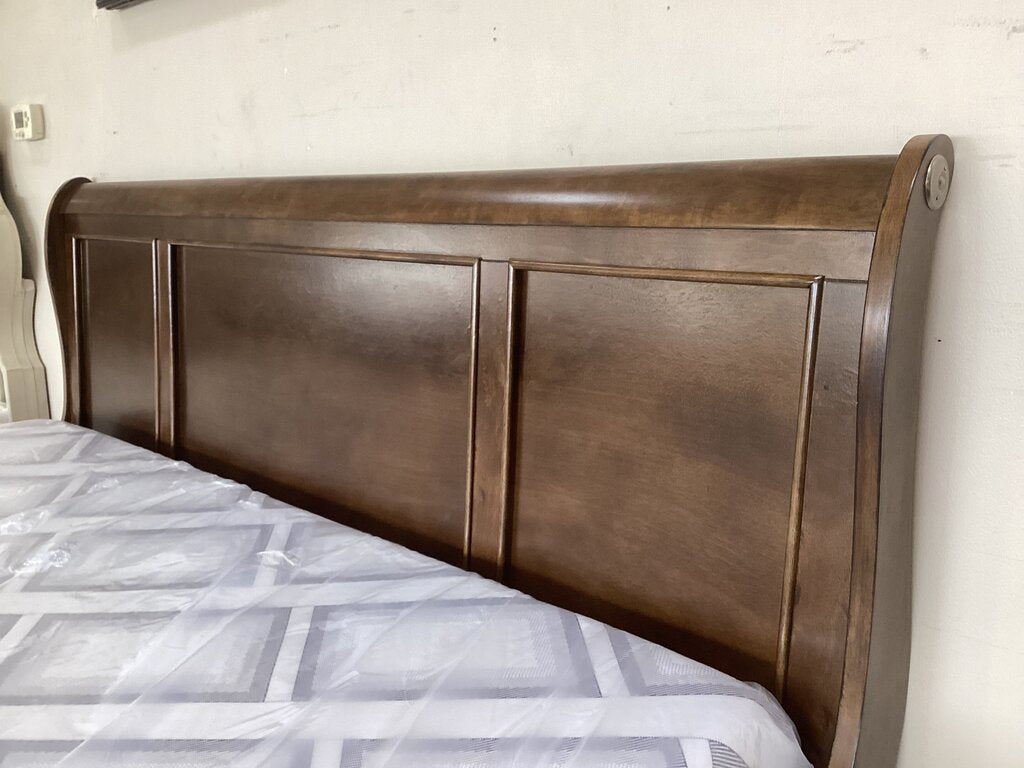 Seminole NEW King Bed Frame 81x88x55 (129341/333)