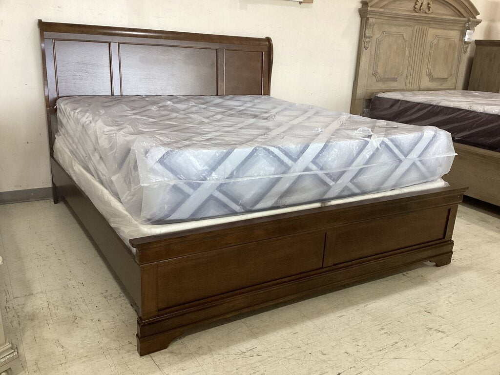 Seminole NEW King Bed Frame 81x88x55 (129341/333)