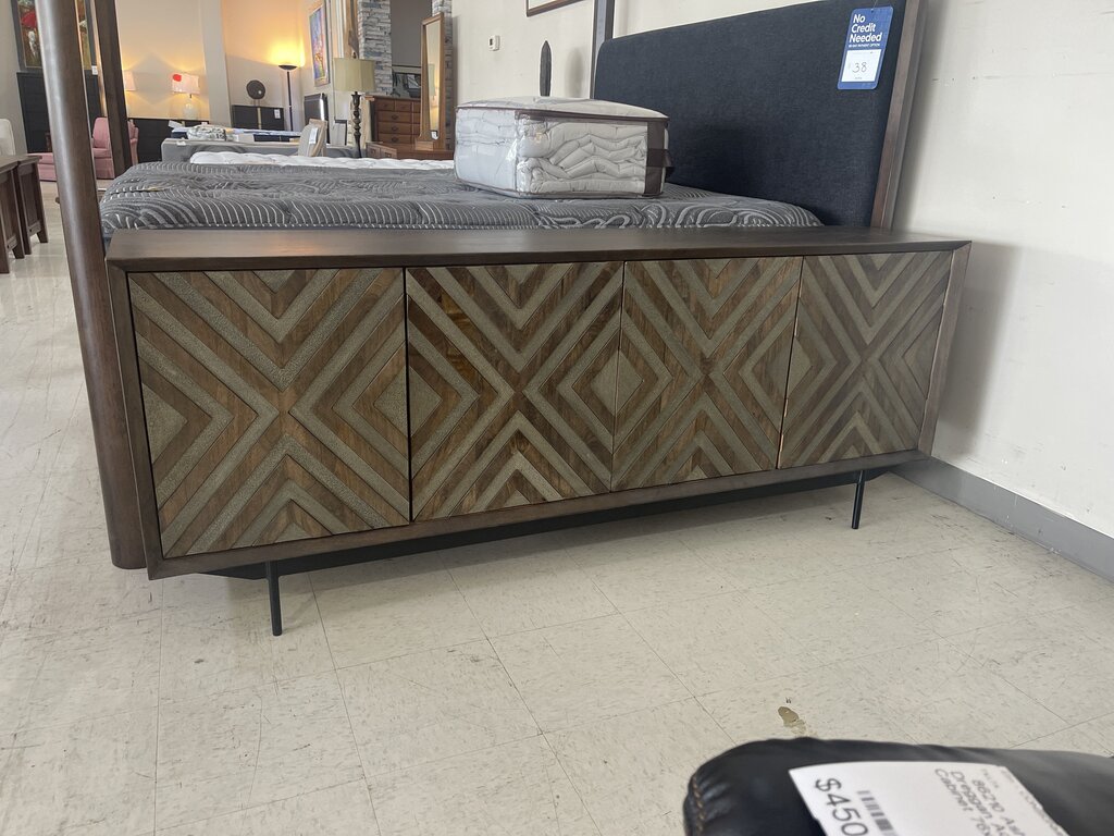 86210 Ashley Dreggan Accent Cabinet 76x16x31