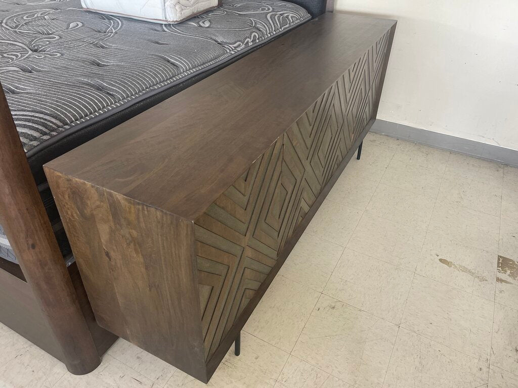 86210 Ashley Dreggan Accent Cabinet 76x16x31