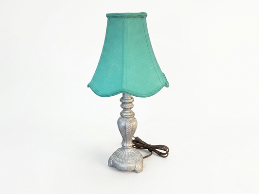 86220 (8442-44) Vintage Hand Painted 16in Accent Lamp