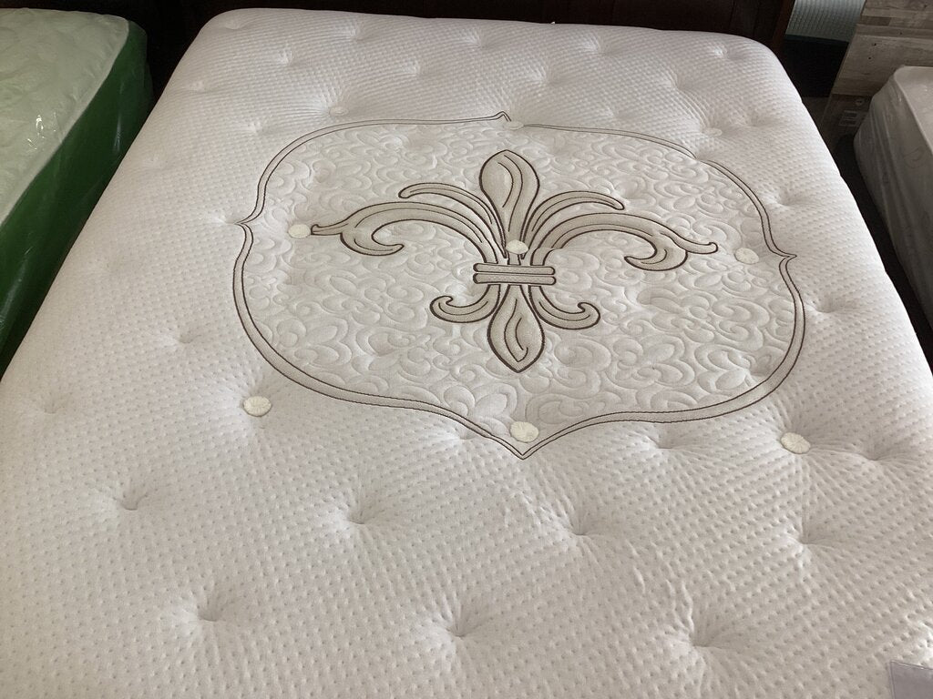 86229 Stearns & Foster Lux Estate Pillow Top Queen Mattress