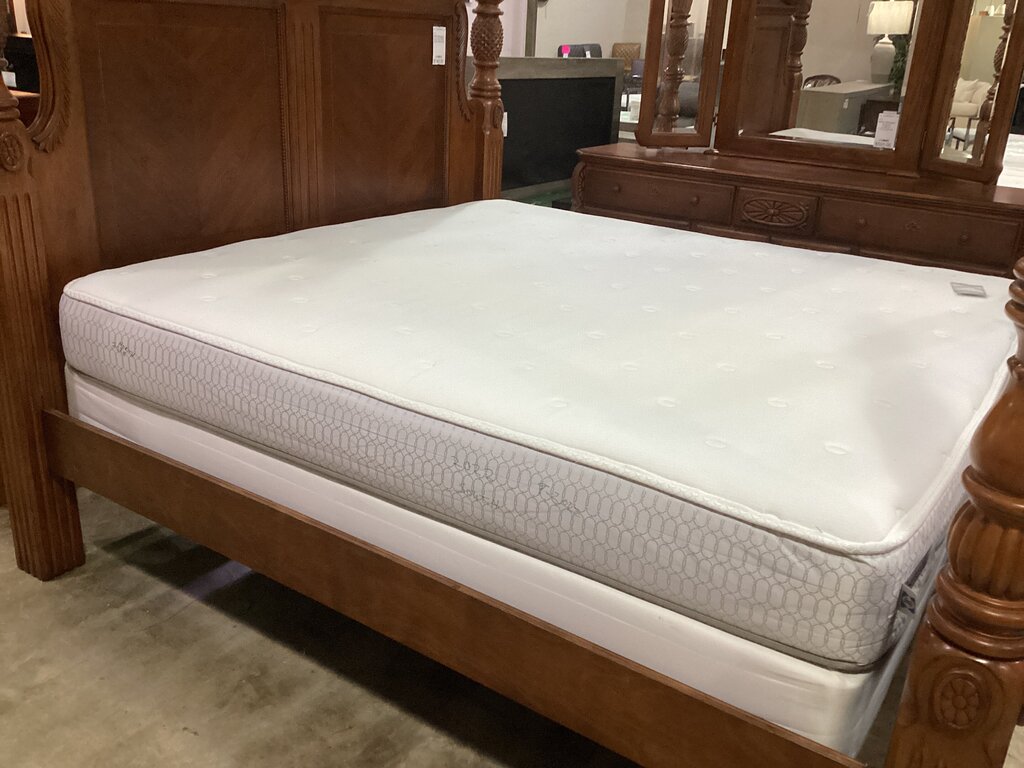 86231 - Posturepedic Conductor King Mattress