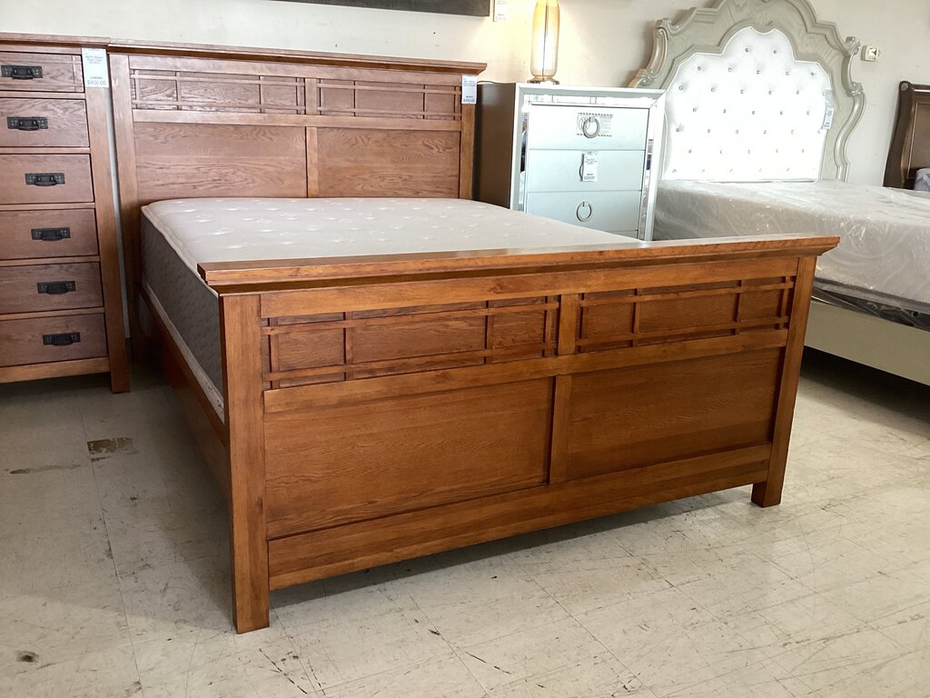 86273 Mission Style Queen Bed Frame 67x88x52