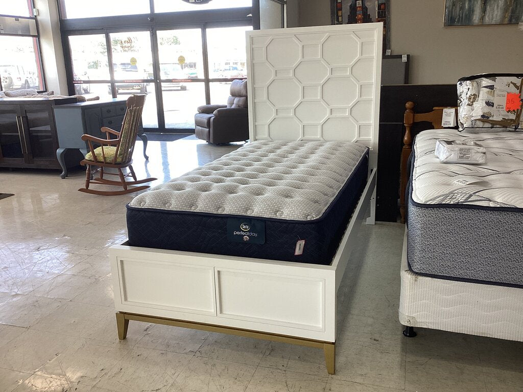 86270 - Legacy Uptown Twin Bed Frame 41x80x60