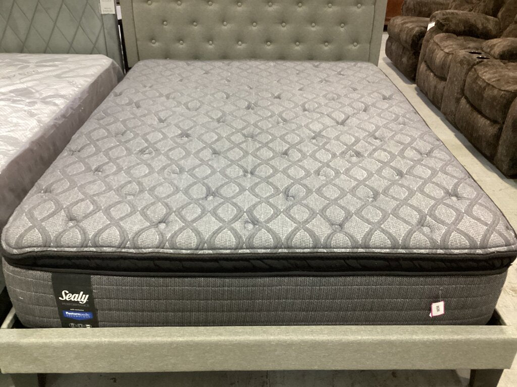 86286 Sealy Performance PosturePedic Queen Mattress