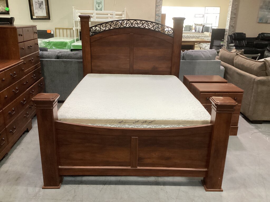 86288 Ashley Timberline Queen Bed Frame 67x94x61/34