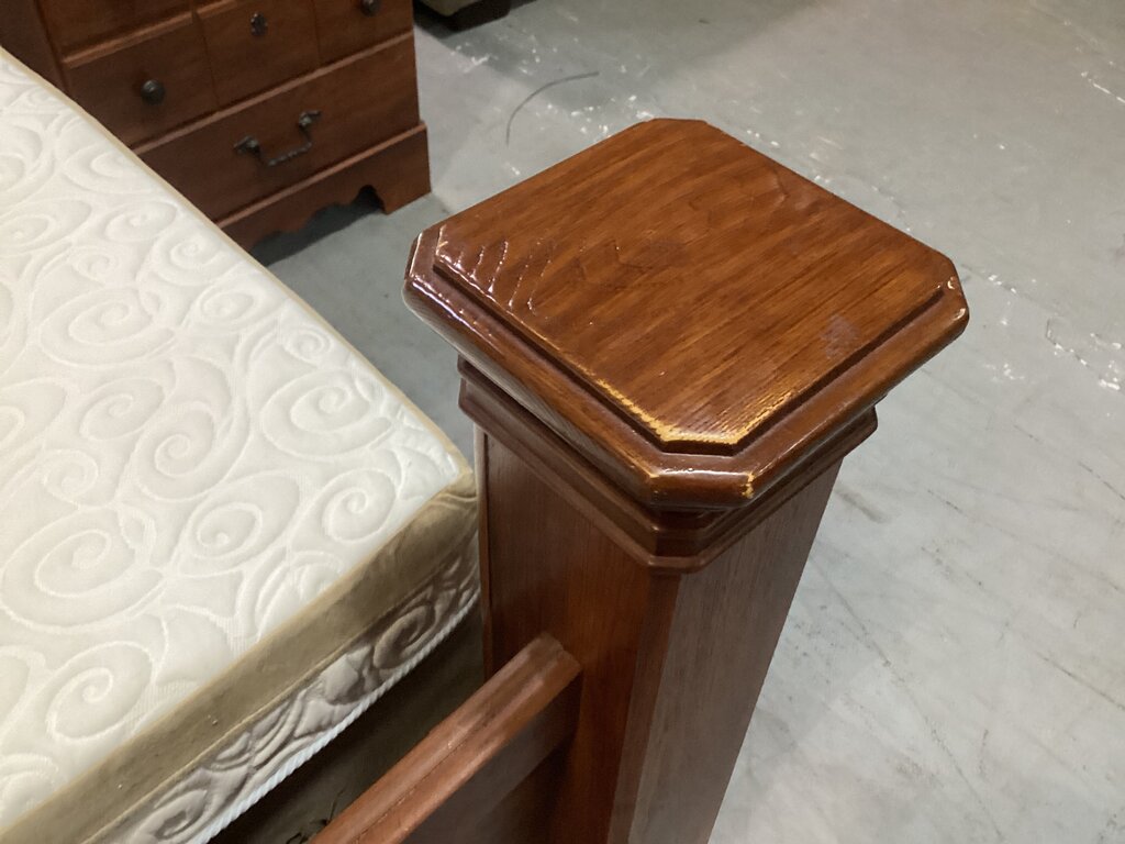 86288 Ashley Timberline Queen Bed Frame 67x94x61/34