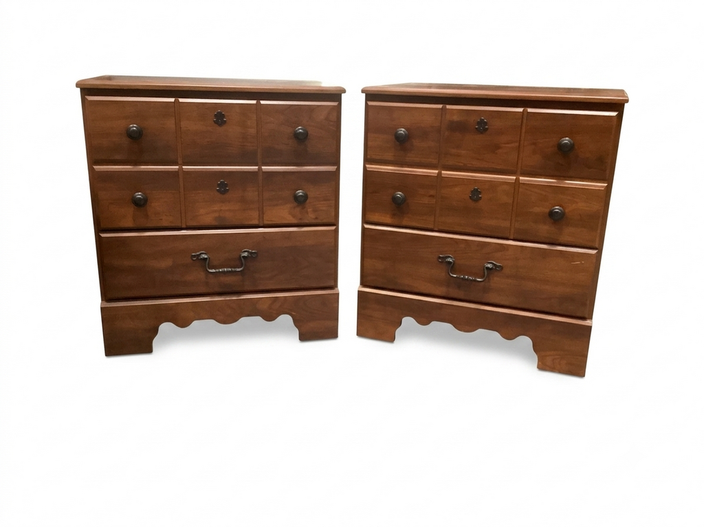 86291 Ashley Thimberline Pair of Nightstands23x16x26