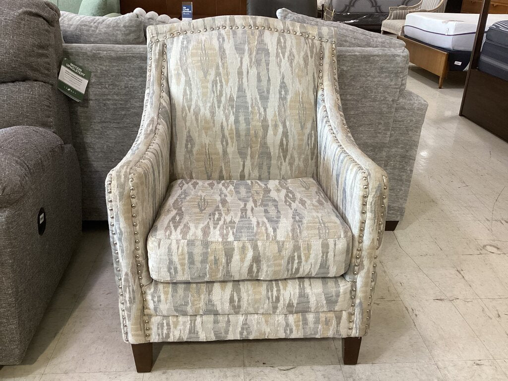 86293 Nailhead Trim Club Chair 30x30x40