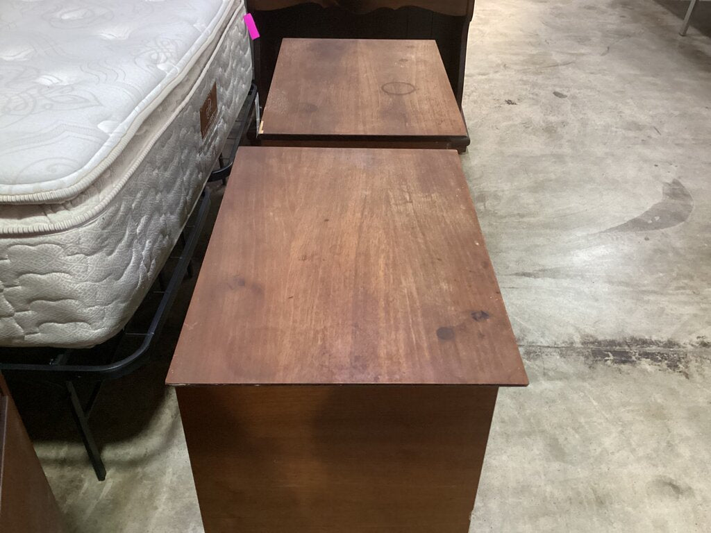 86281 - Vega By Morris MCM 3pc Bedroom Group (22x15x25)(38x19x44)