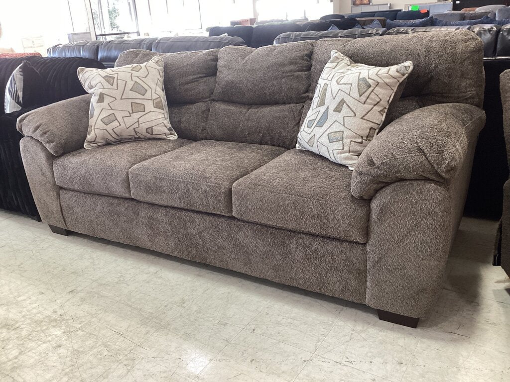 Cousin Saddle/Axial NEW Sofa (1783-3517) 90x39x40