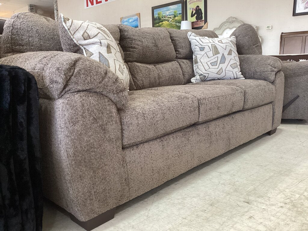 Cousin Saddle/Axial NEW Sofa (1783-3517) 90x39x40