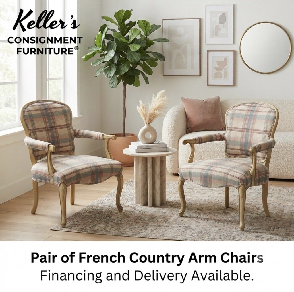 86324 - French Country Pair of Arm Chairs 25x21x35