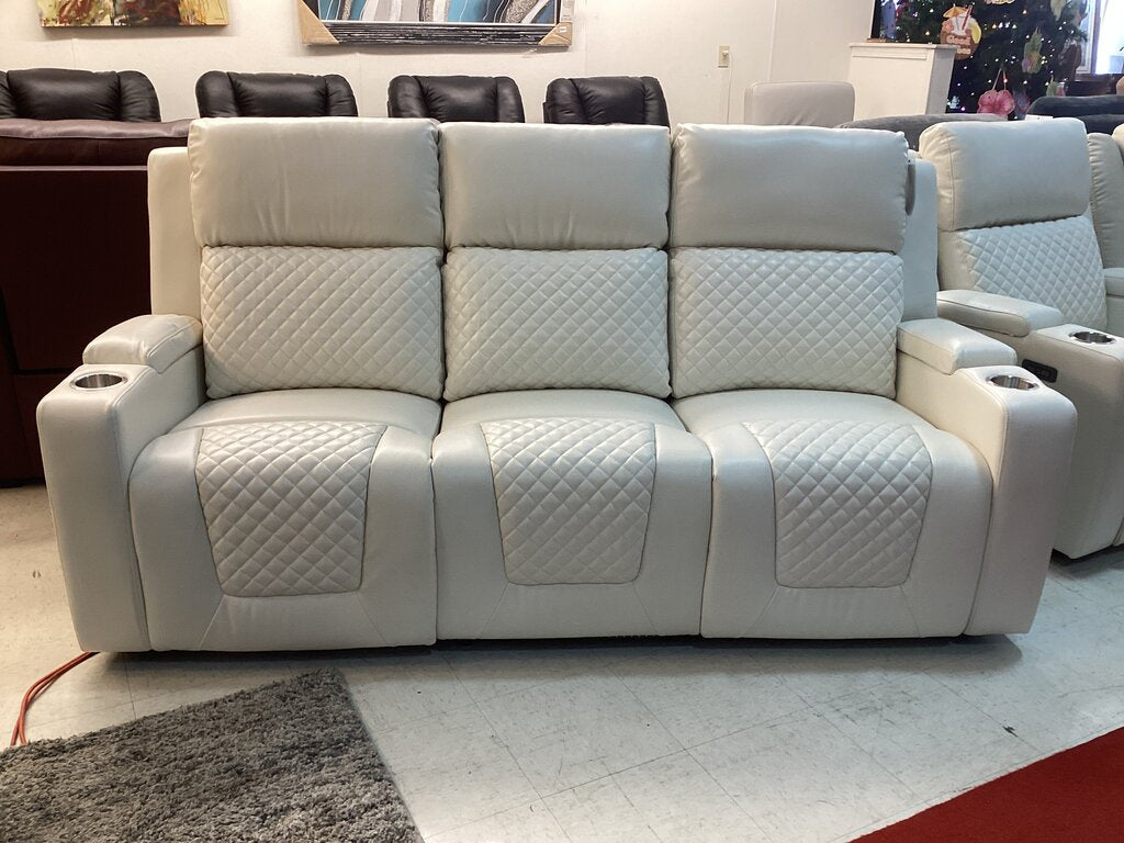 Boss White NEW Power Reclining Sofa 82x39x41 (697190)