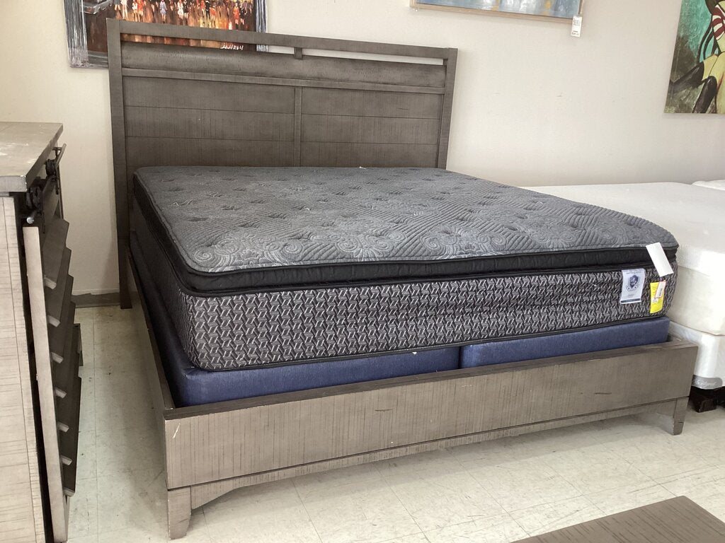 86351 King Bed Frame 79x87x62