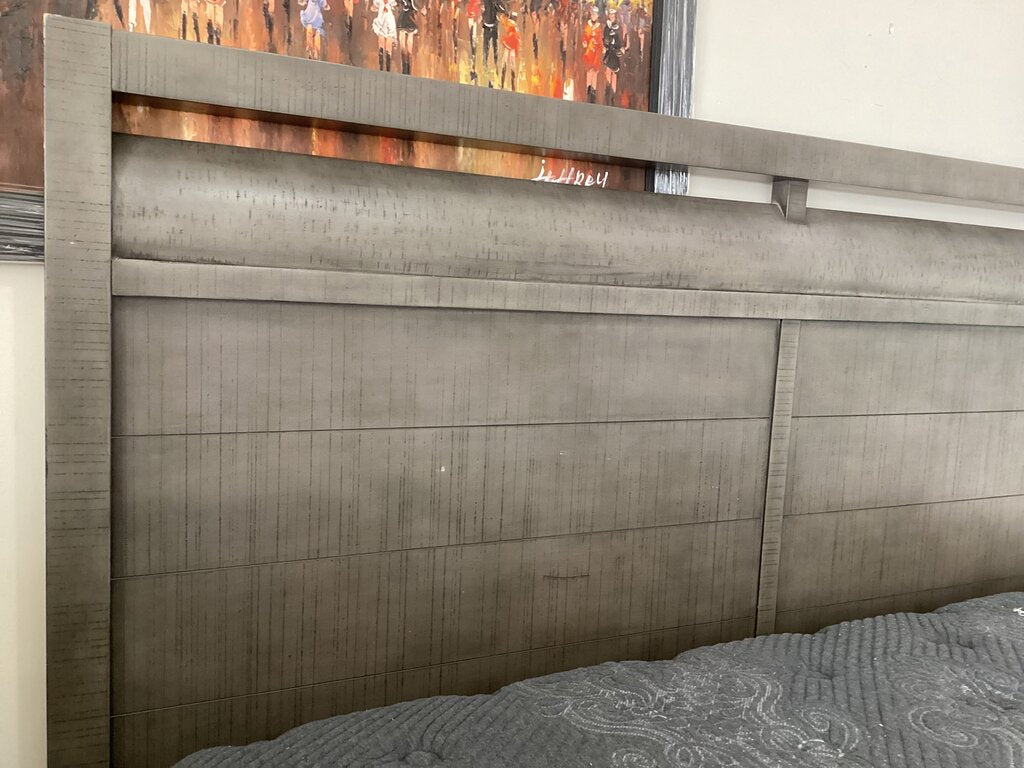 86351 King Bed Frame 79x87x62
