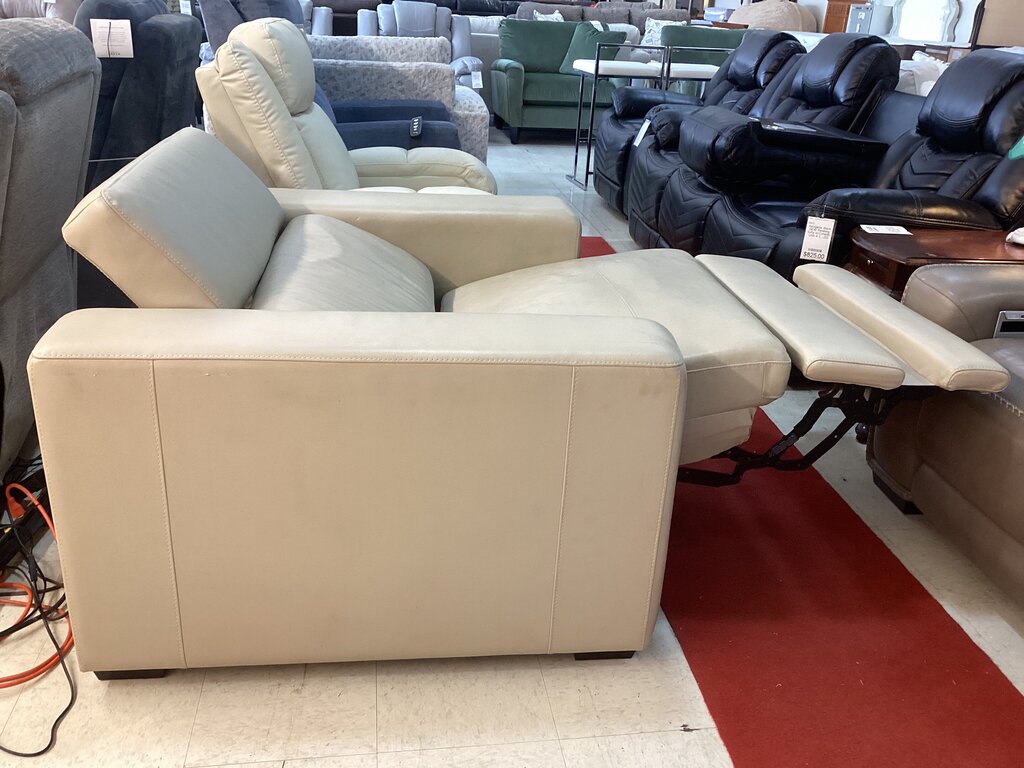 86350 - Ashley Texline Leather Power Recliner 48x41x32