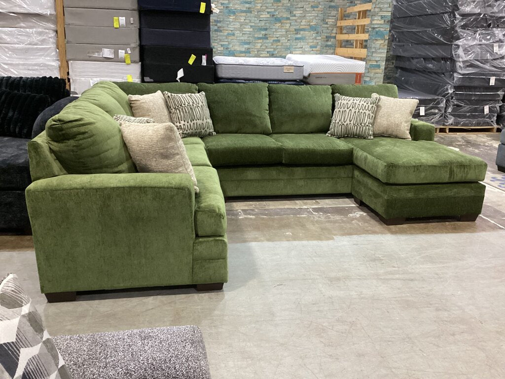 Mandy Chive NEW Sectional 124x98x36 (2760-10)