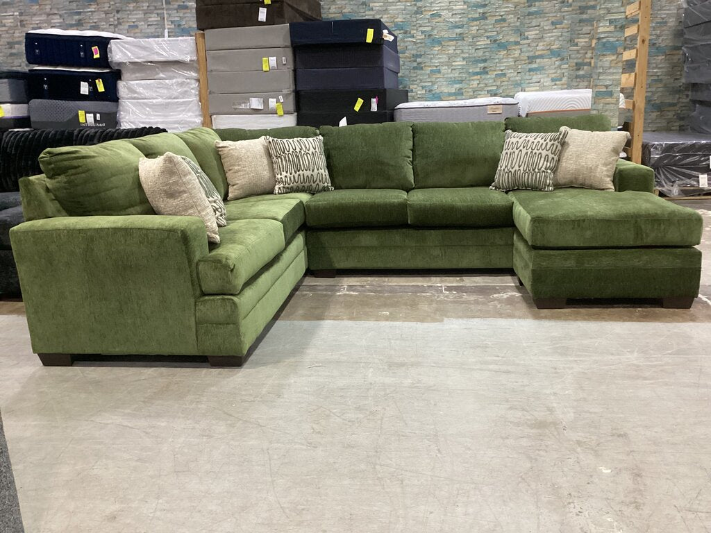 Mandy Chive NEW Sectional 124x98x36 (2760-10)