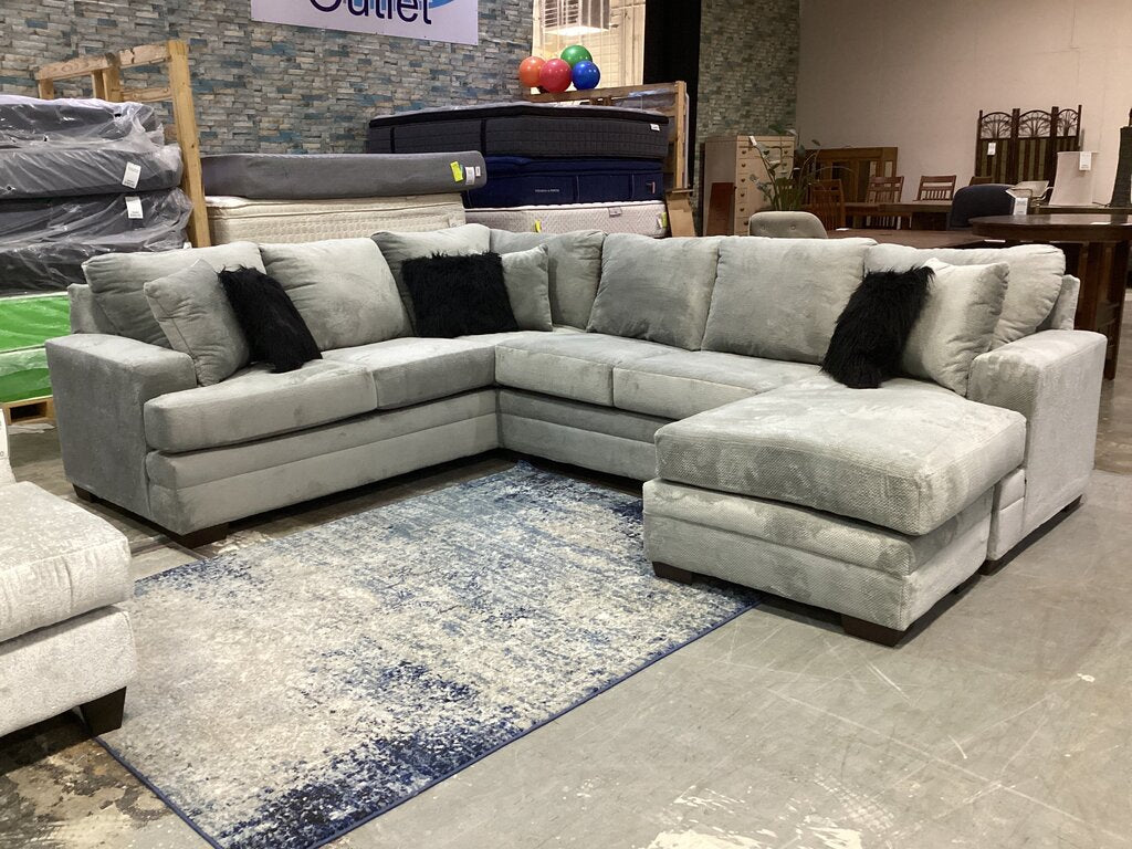 Cooper Platinum NEW 3pc Sectional 125x96x38 (2760-02)