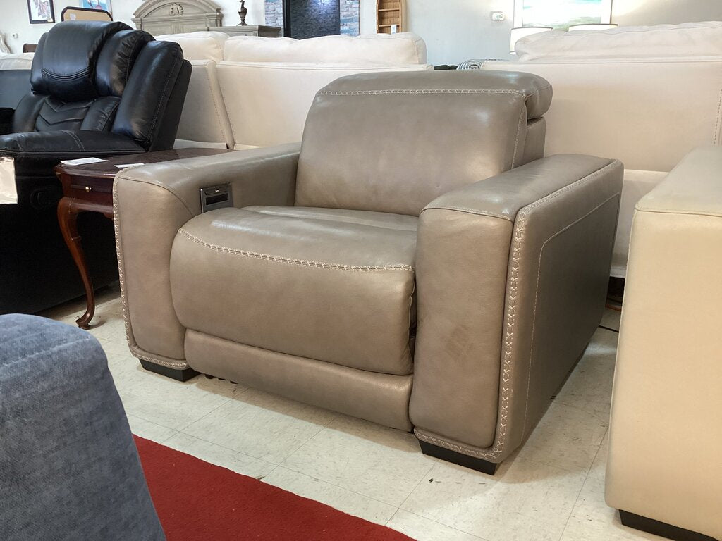 86349 Ashley Correze Power Recliner 46x38x33