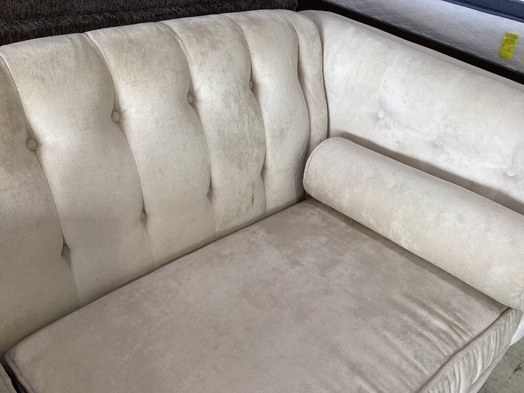 86367 Cream Tuxedo Tufted Sofa 86x34x32