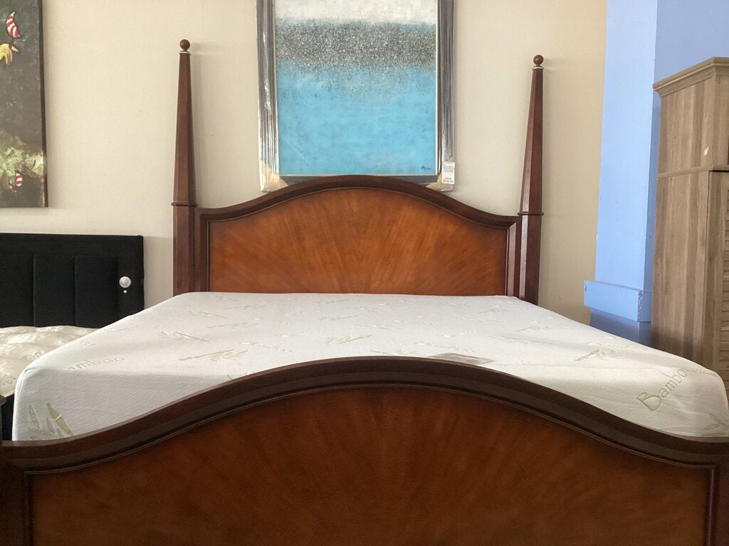 86375 King Post Bed Frame 84x92x86