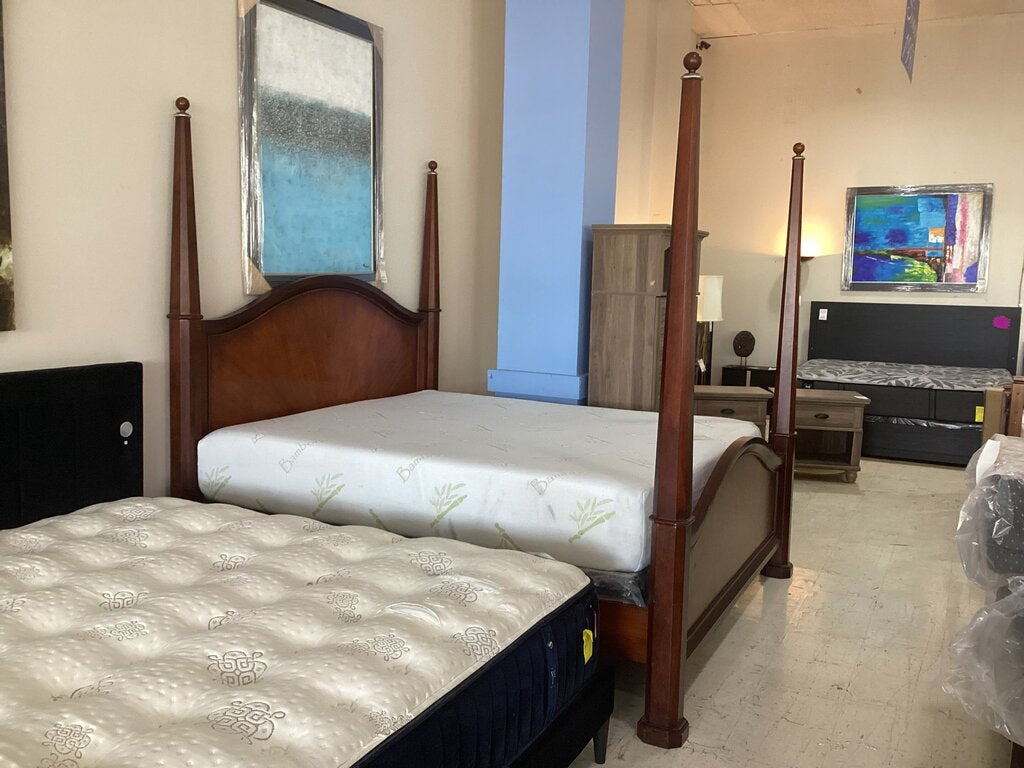 86375 King Post Bed Frame 84x92x86