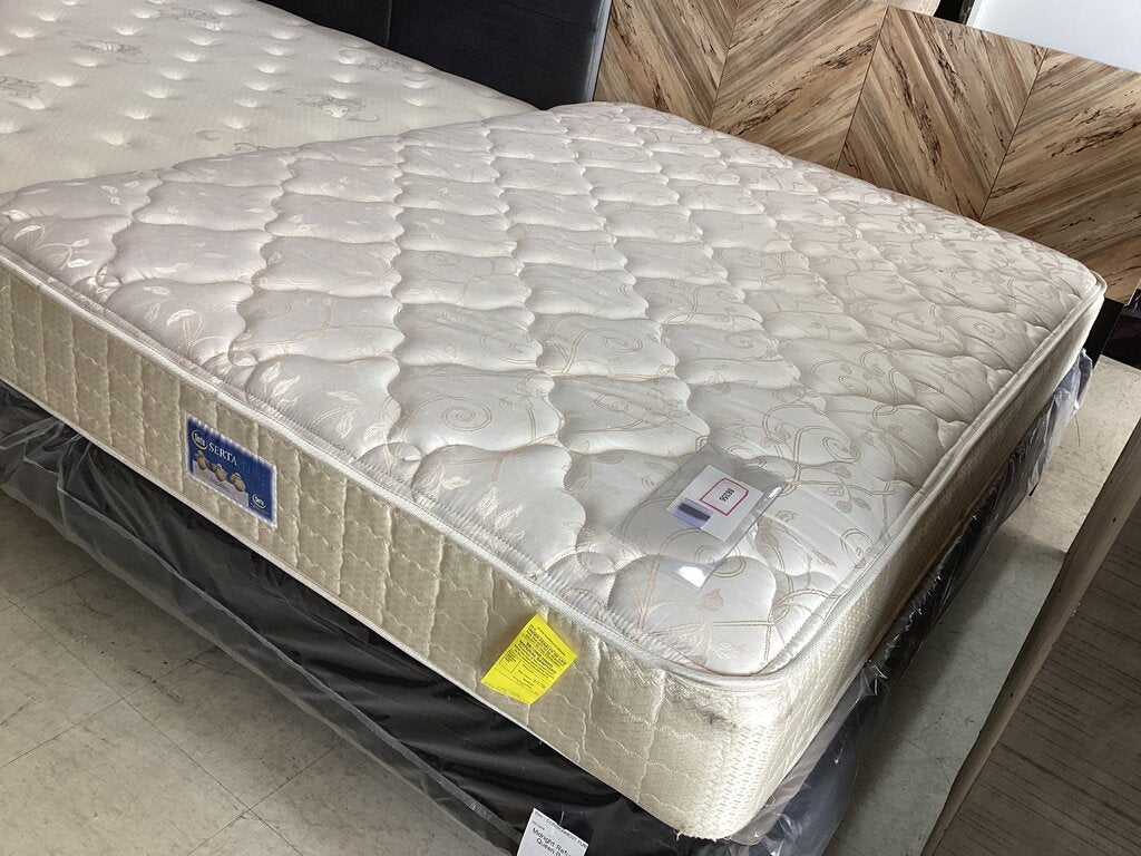 86356 Serta Topeka Queen Mattress