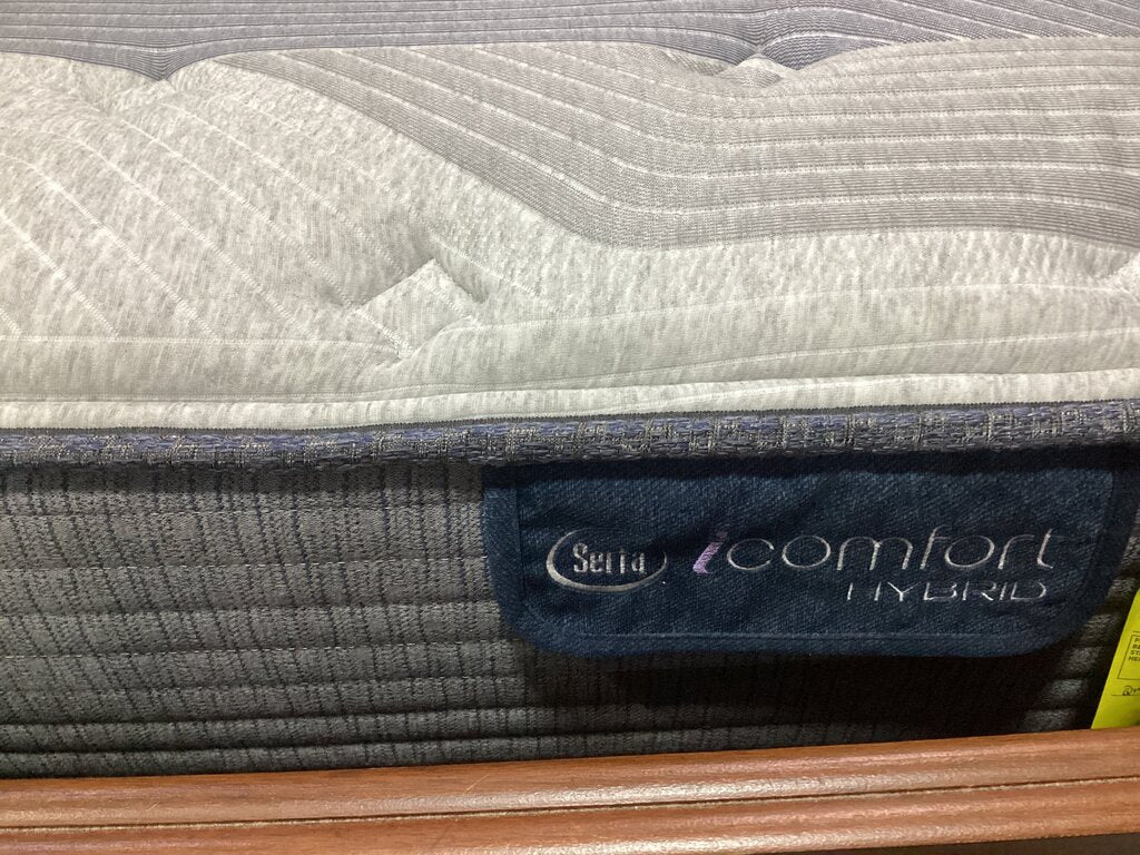 86340 - Serta iComfort Hybrid Queen Mattress